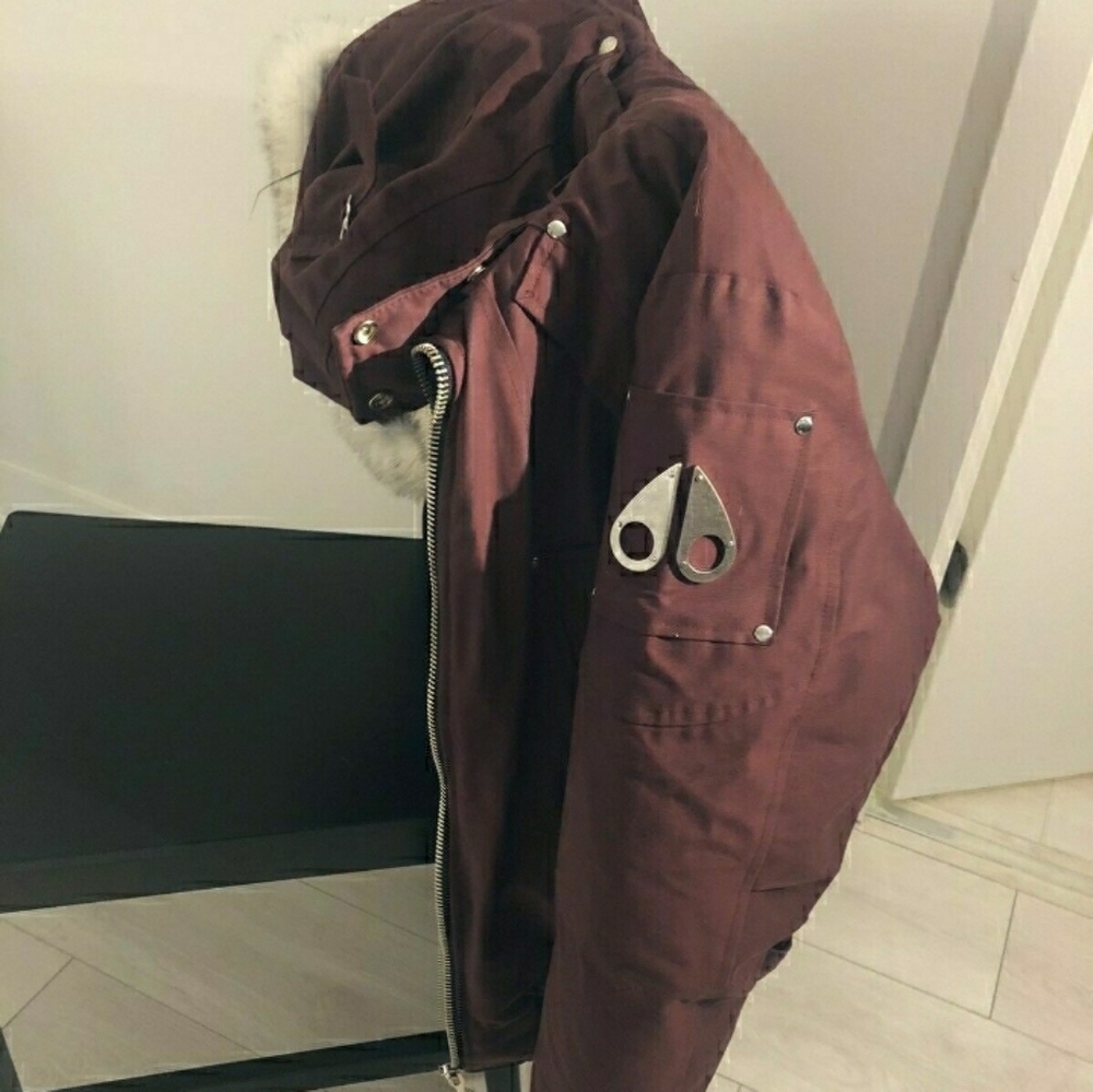 Moose parka for men, size L.